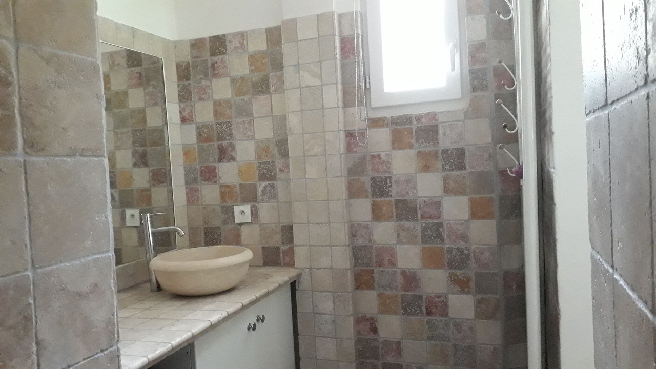 Photo of Bathroom in Orange