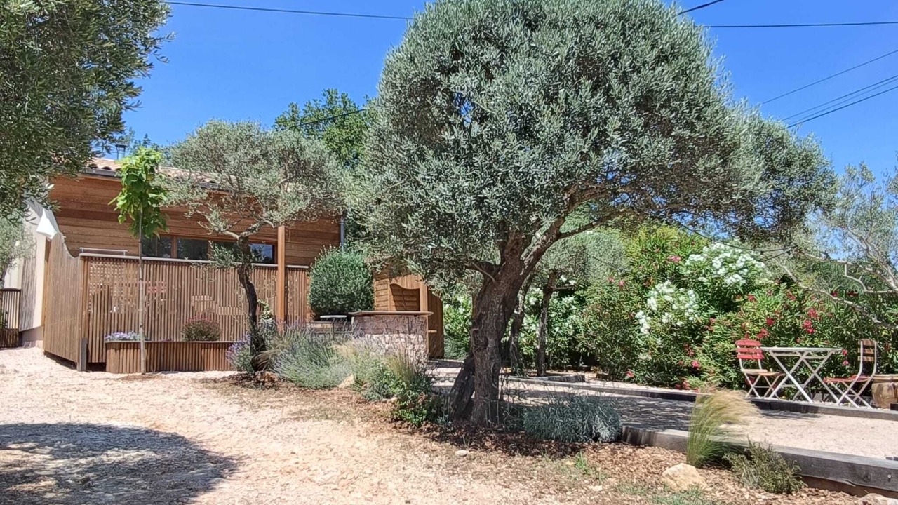 Photo of Outdoor in Gareoult