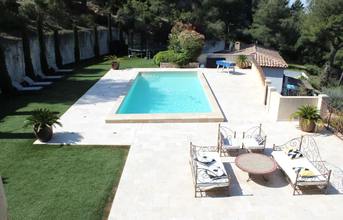 Photo of Outdoor in La Treille