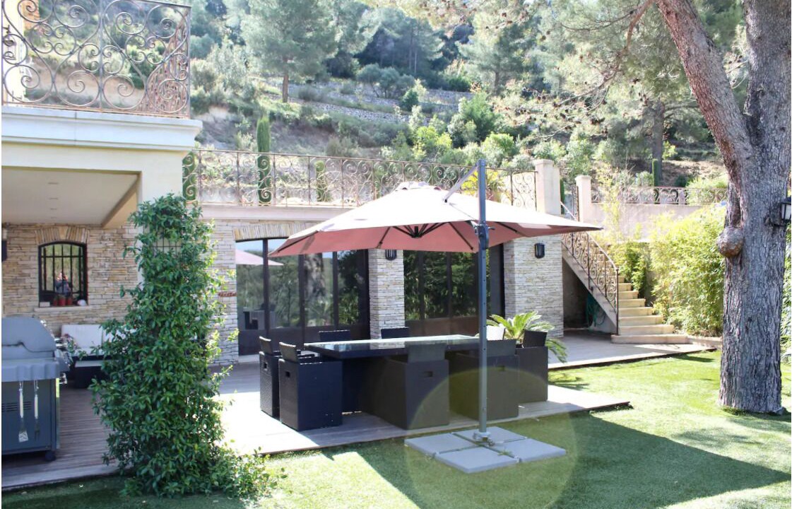 Photo of Patio Balcony in La Treille