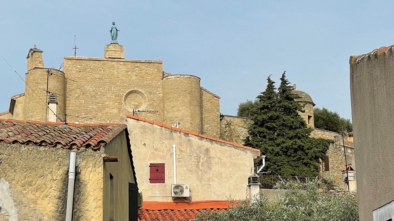 Photo of Outdoor in Istres