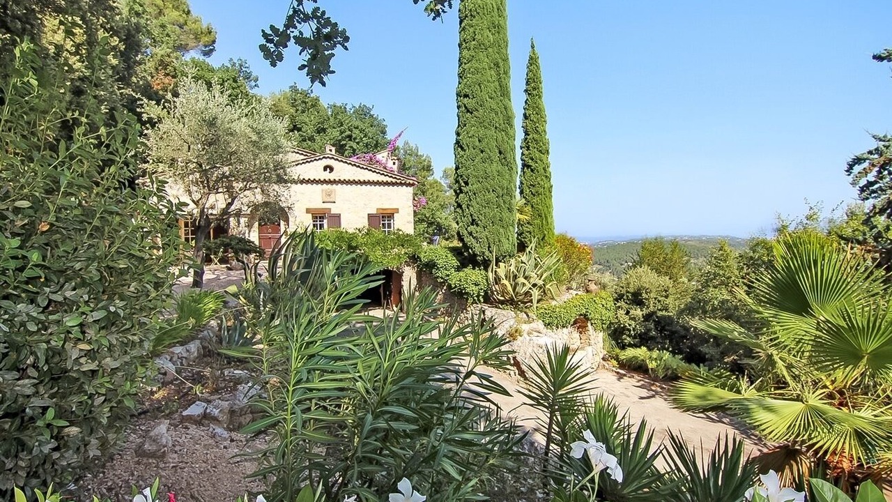 Photo of Outdoor in Saint-Cezaire-sur-Siagne