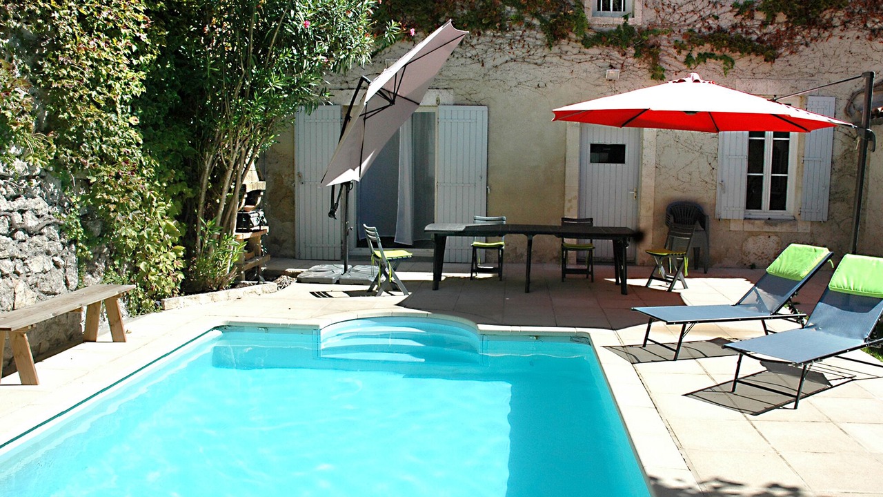 Photo of Outdoor in Avignon City Centre
