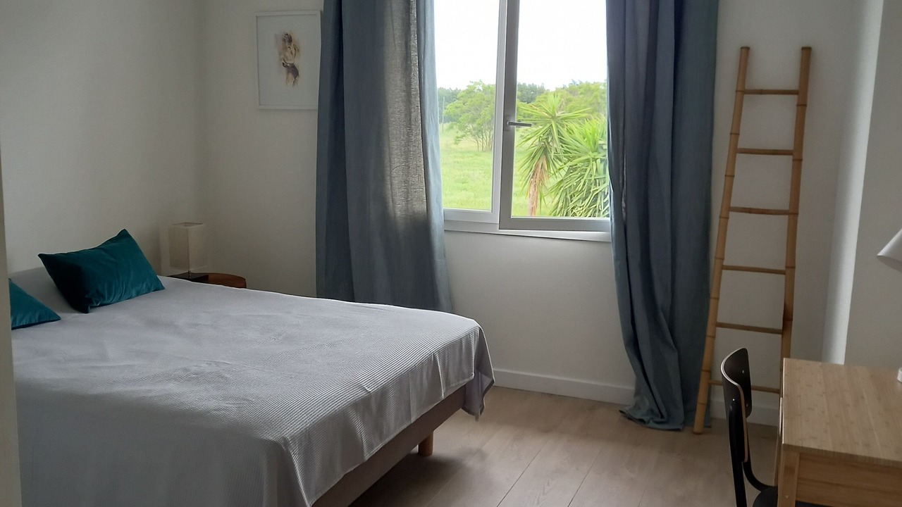 Photo of Bedroom in Miramar