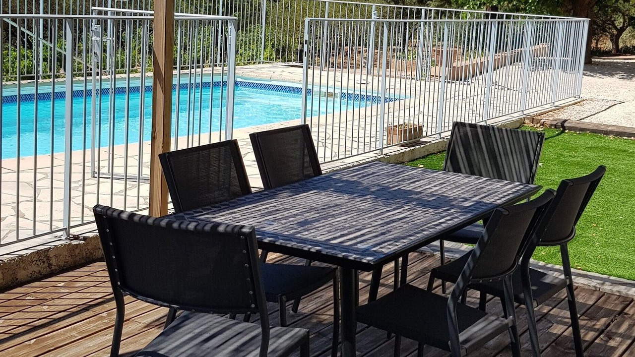 Photo of Outdoor in Cuers