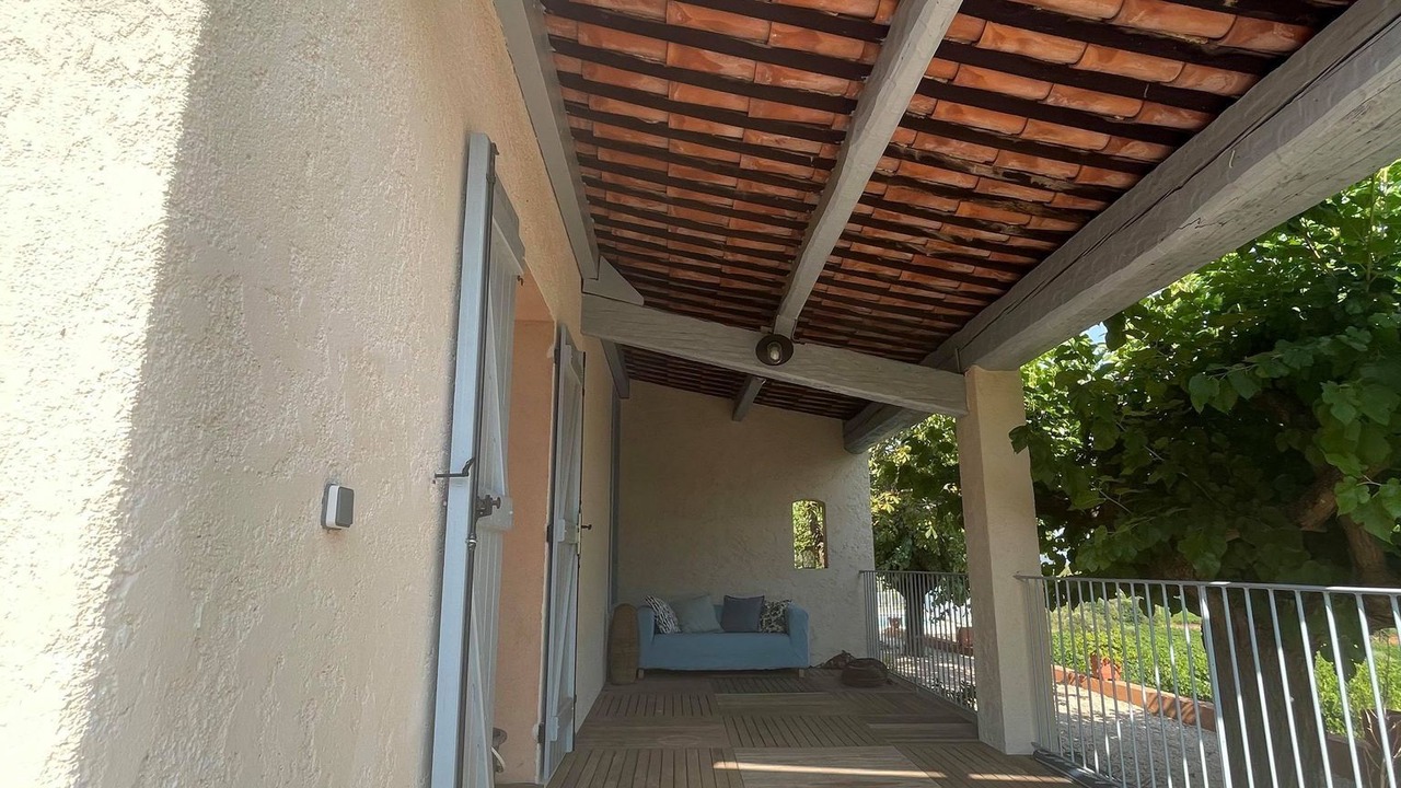 Photo of Outdoor in Cuers