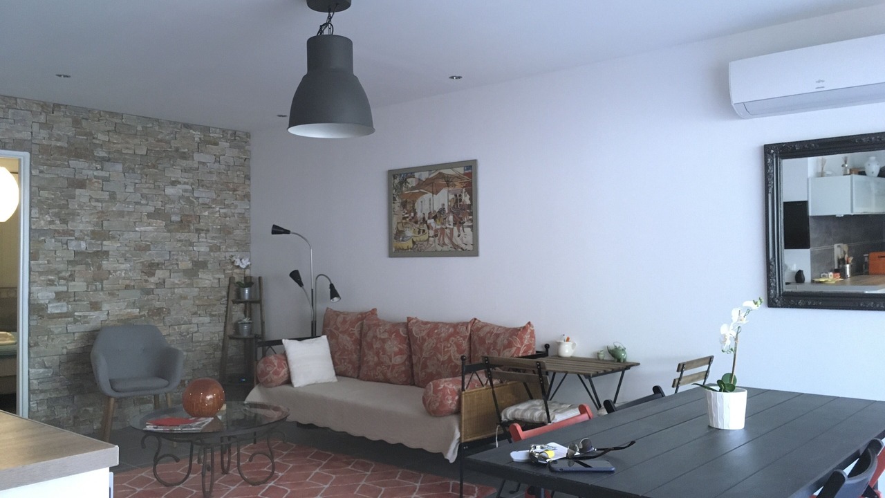 Photo of Livingroom in Villelaure