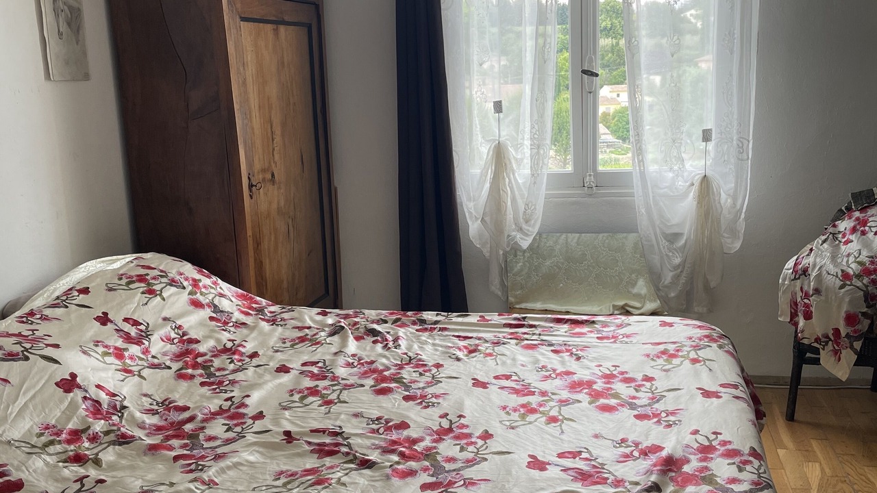 Photo of Bedroom in La Tour-d'Aigues