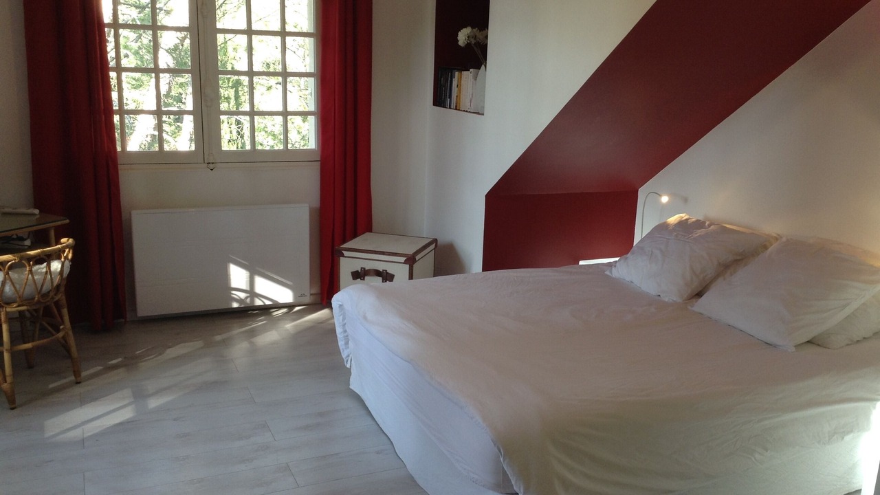 Photo of Bedroom in Cabries