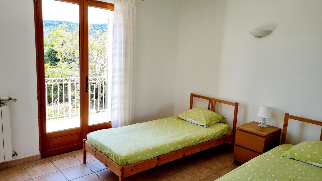 Photo of Bedroom in Roquefort-la-Bedoule