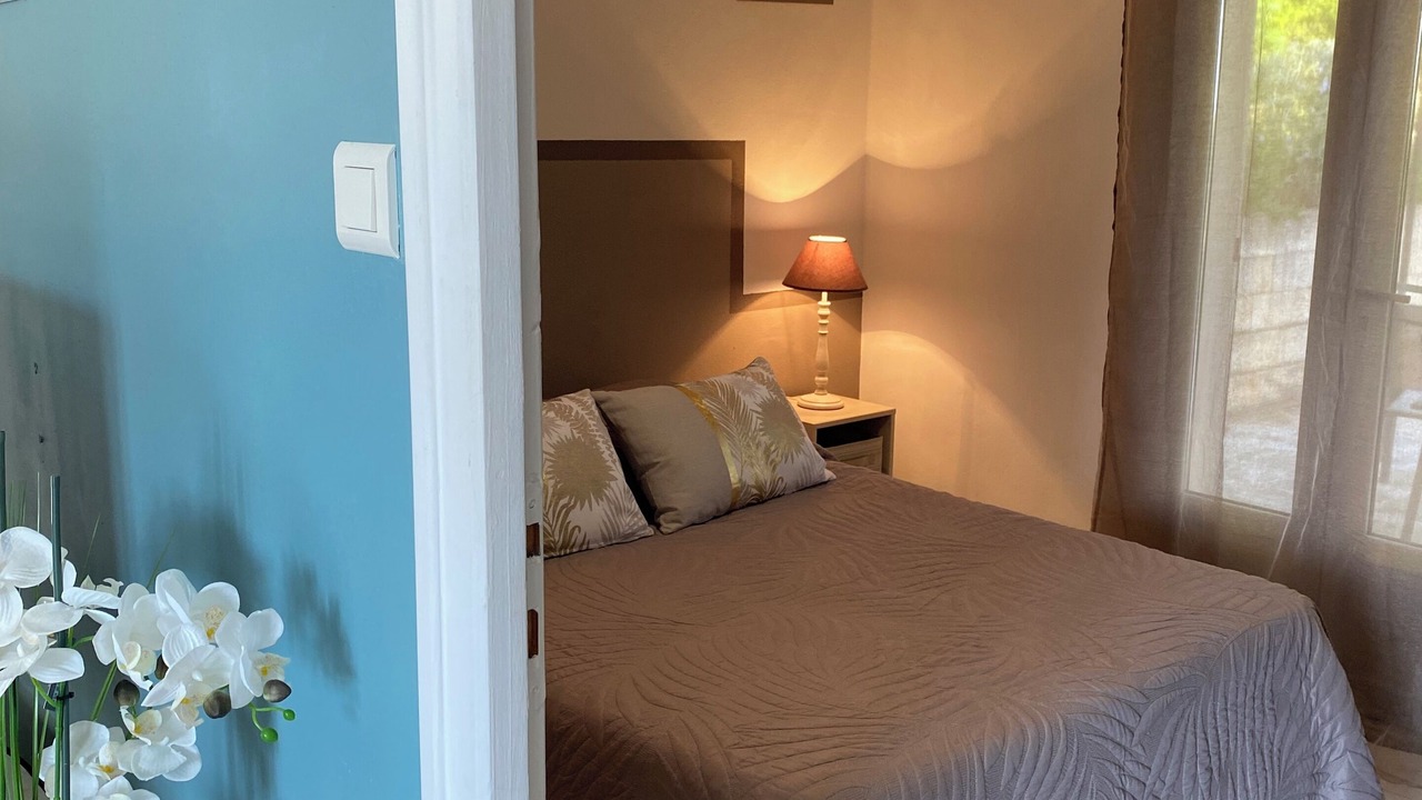 Photo of Bedroom in Velleron