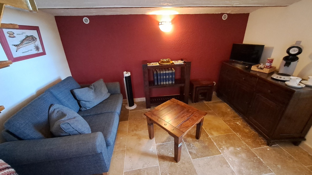 Photo of Livingroom in Sablet