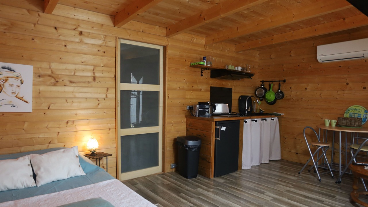 Photo of Bedroom in Mimet