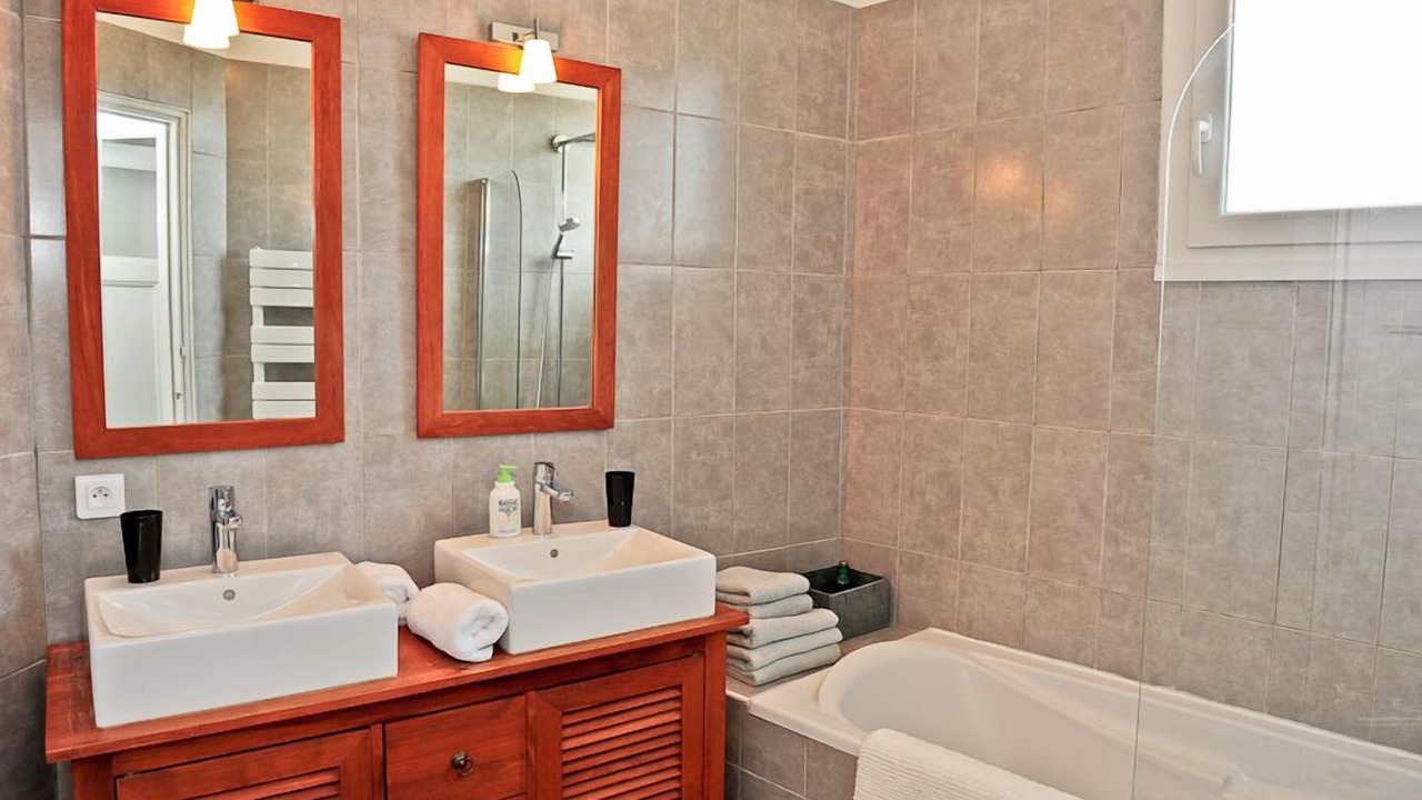 Photo of Bathroom in Avignon
