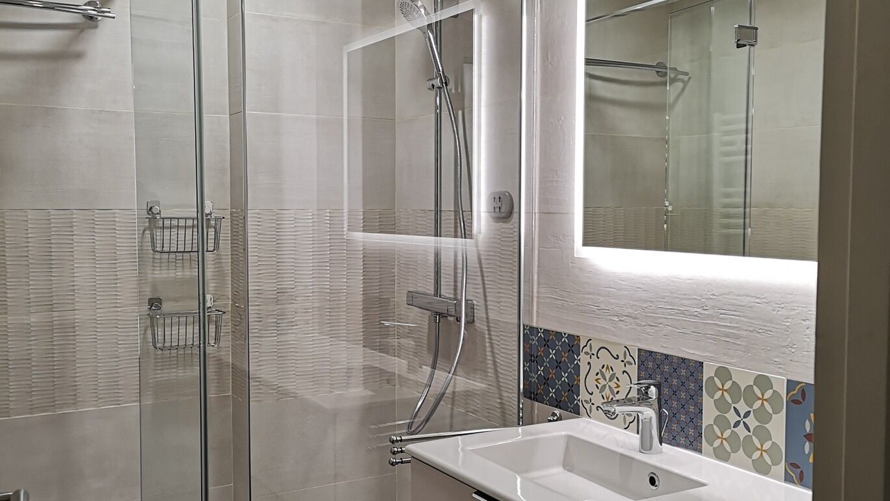 Photo of Bathroom in Noves