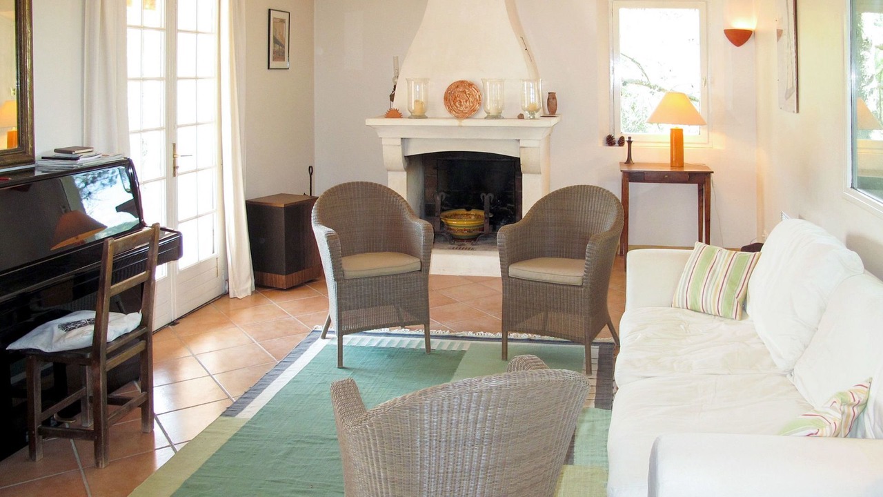 Photo of Bedroom in Rocbaron