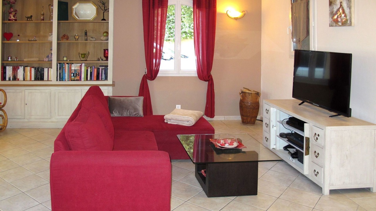 Photo of Bedroom in Villelaure
