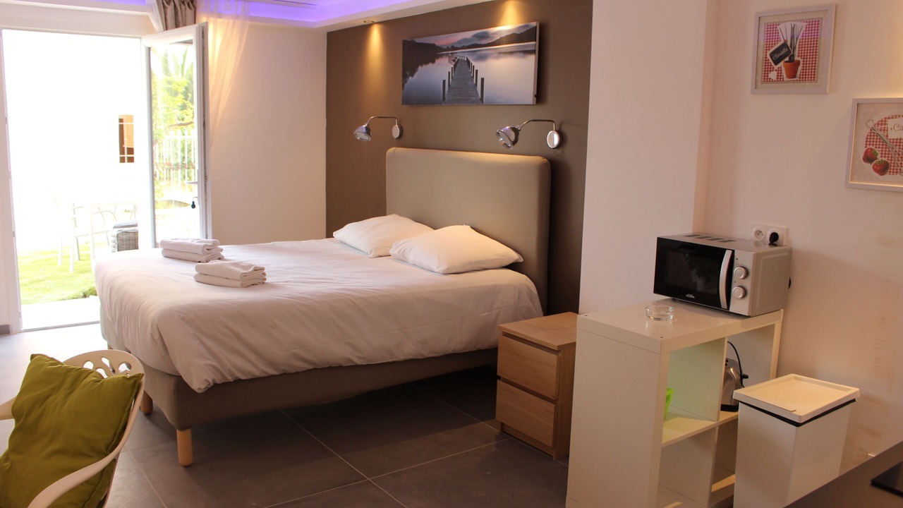 Photo of Bedroom in La Seyne-sur-Mer