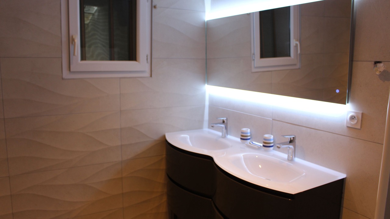 Photo of Bathroom in La Seyne-sur-Mer
