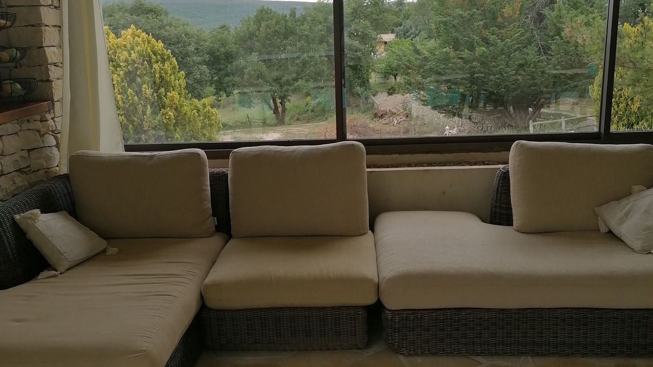 Photo of Livingroom in Saint-Michel-l'Observatoire