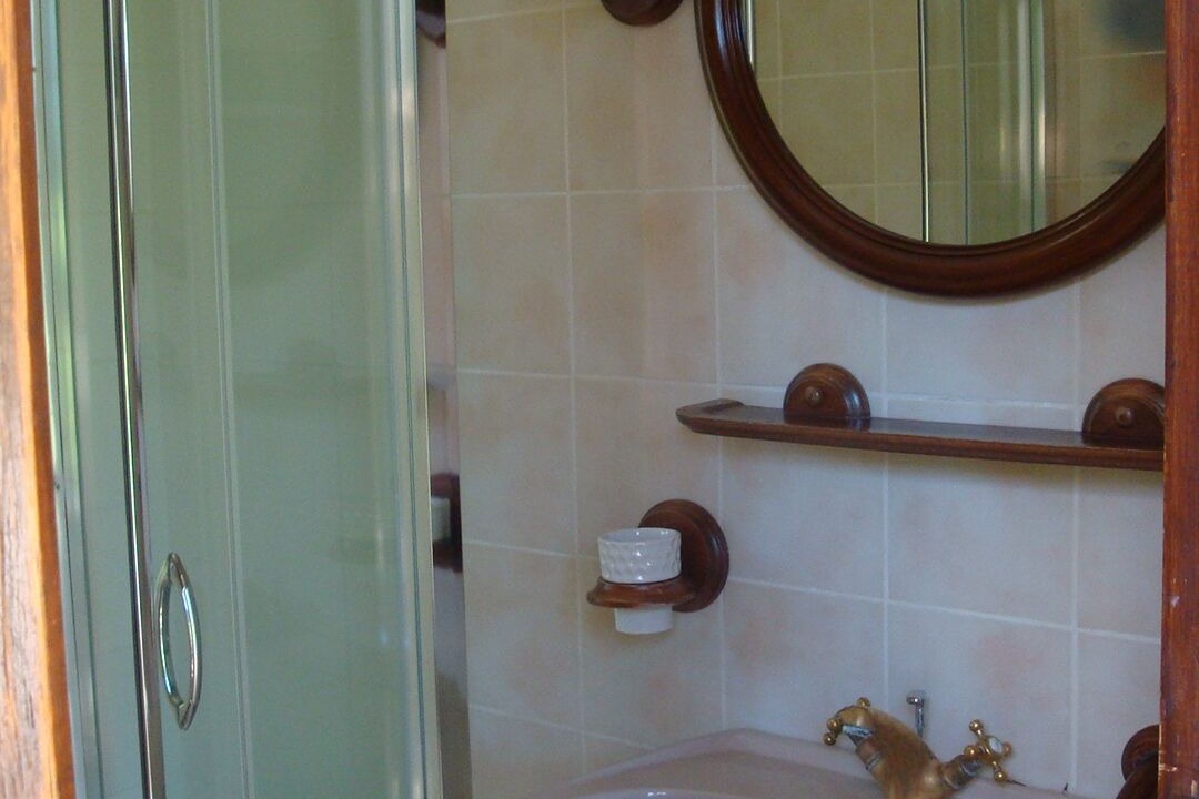 Photo of Bathroom in Saint-Michel-l'Observatoire