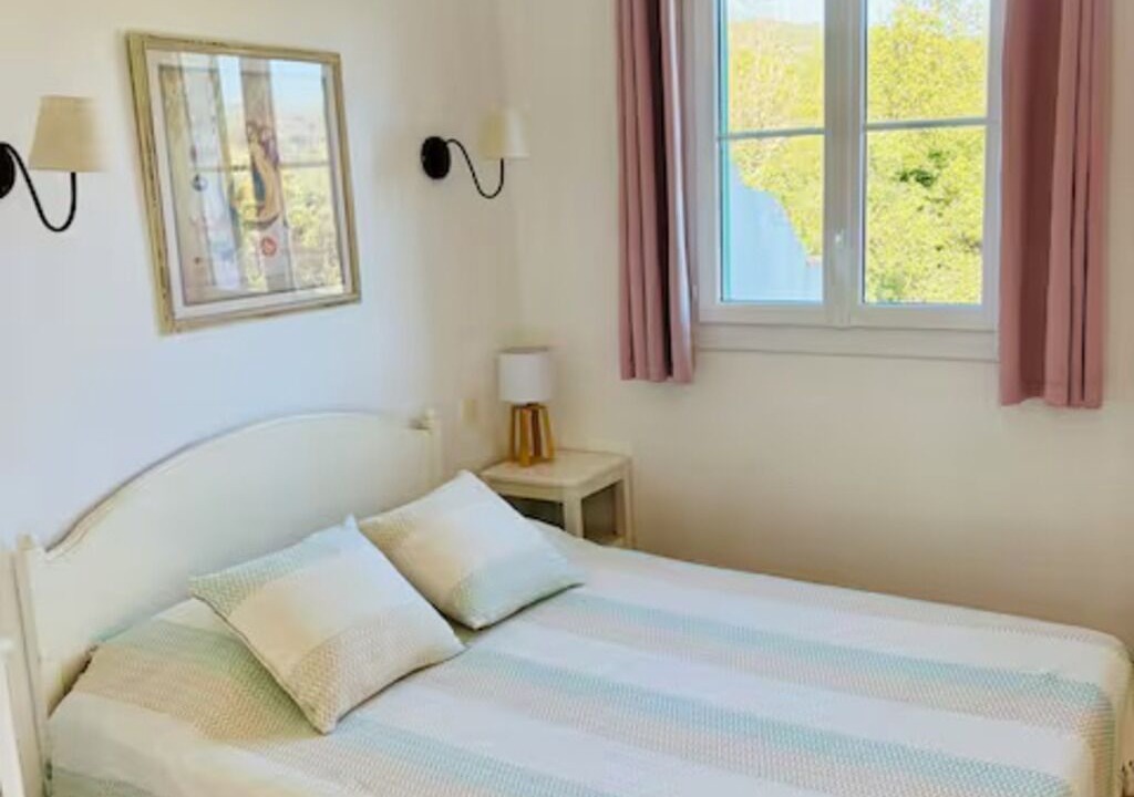 Photo of Bedroom in Les Restanques