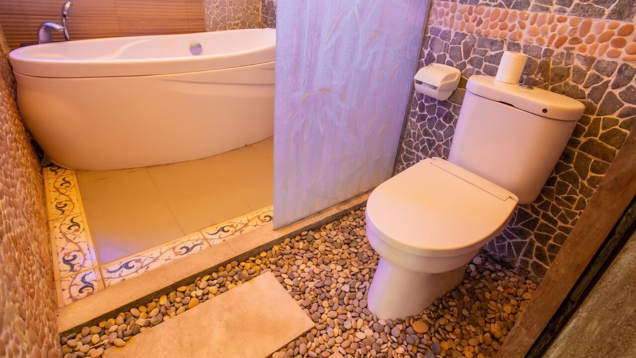 Photo of Bathroom in Mumbul