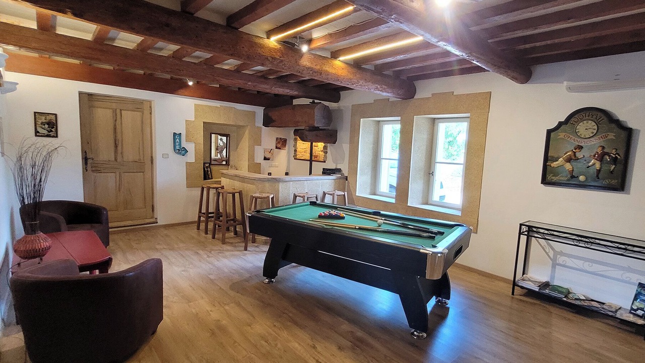 Photo of Bedroom in Saint-Laurent-des-Arbres