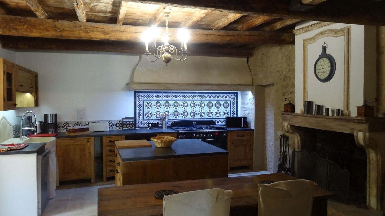 Photo of Kitchen in Saint-Laurent-des-Arbres