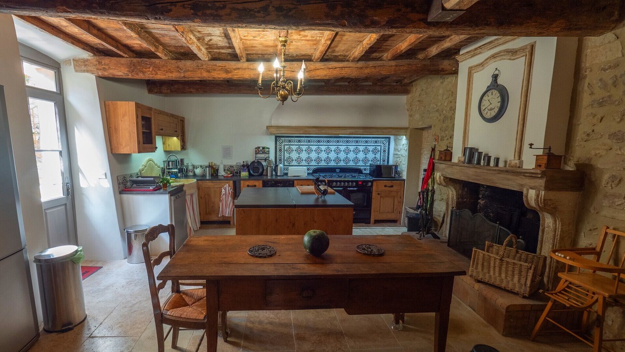 Photo of Kitchen in Saint-Laurent-des-Arbres
