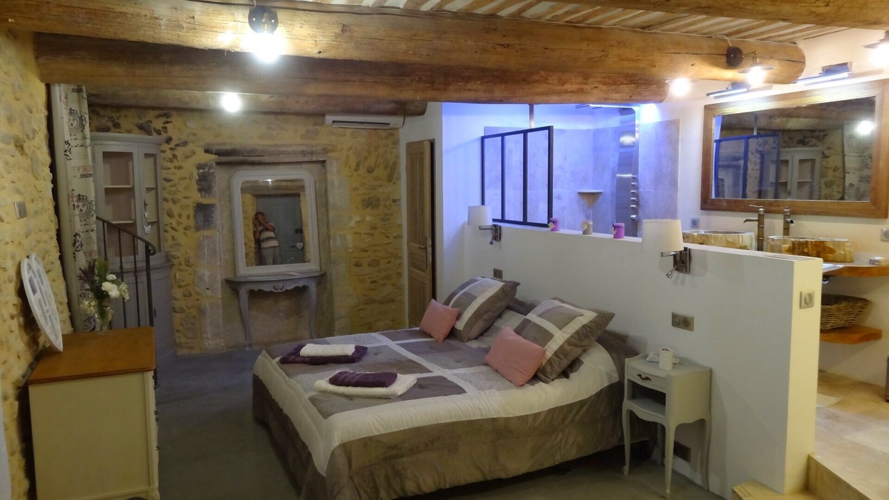 Photo of Bedroom in Saint-Laurent-des-Arbres