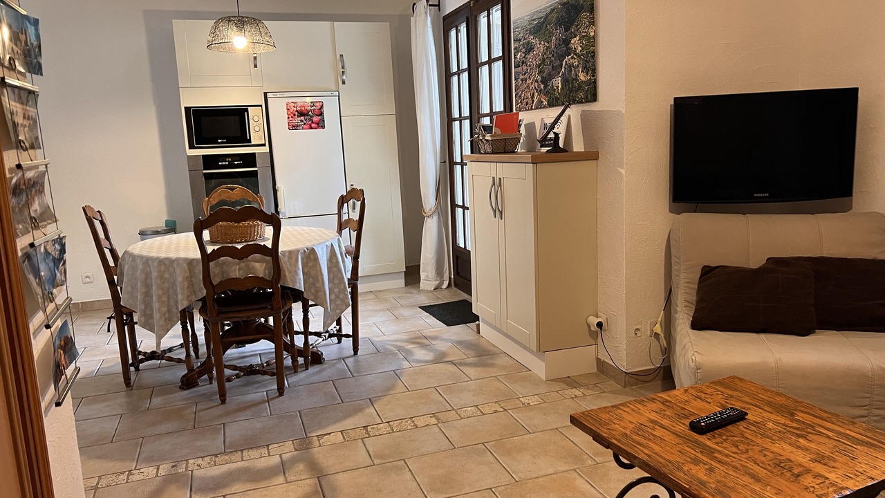 Photo of Livingroom in Boulbon