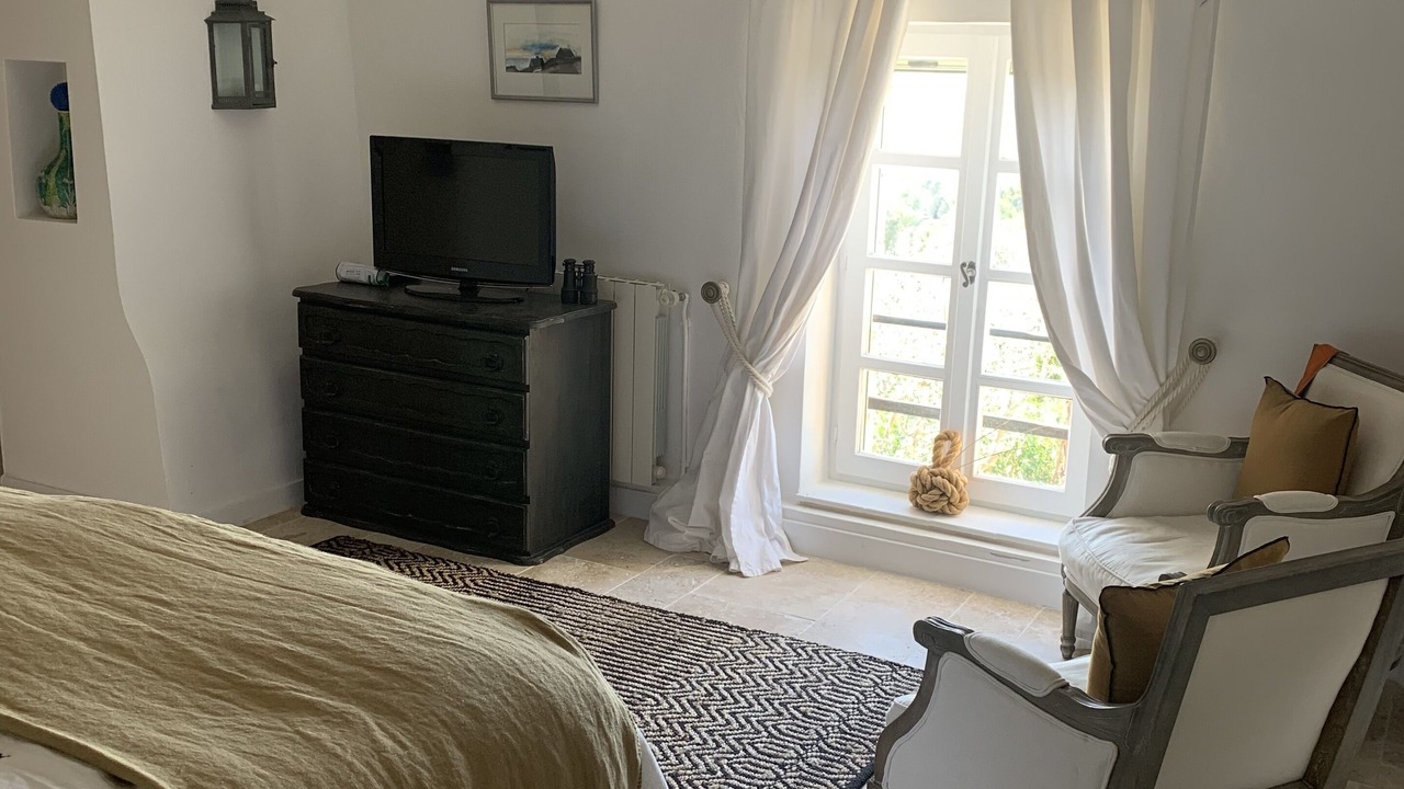 Photo of Bedroom in Tourtour