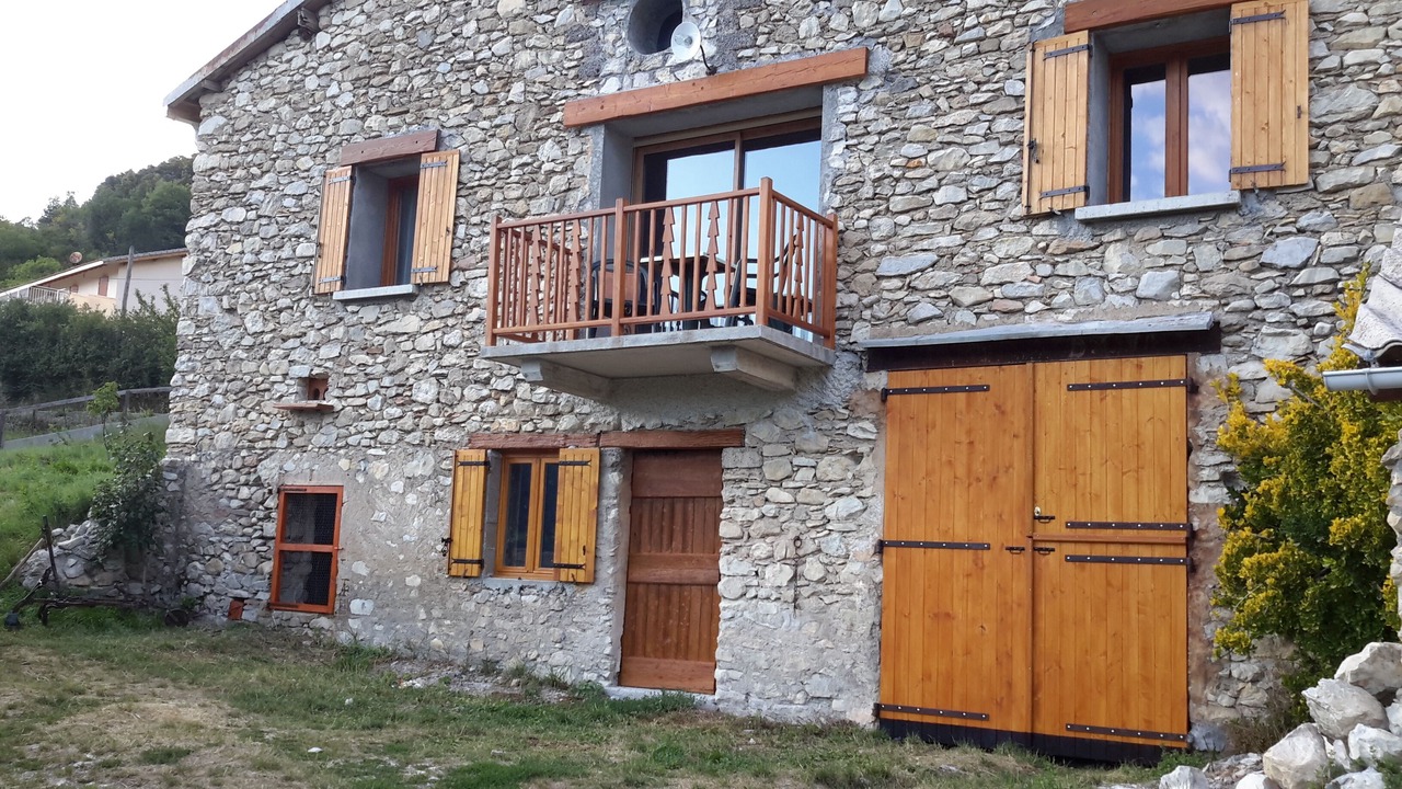 Photo of Outdoor in Allons