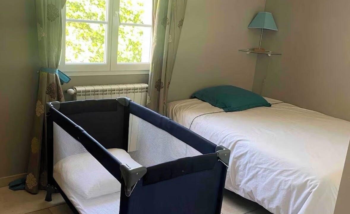 Photo of Bedroom in Les Baumettes