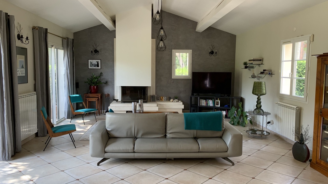 Photo of Livingroom in Les Baumettes
