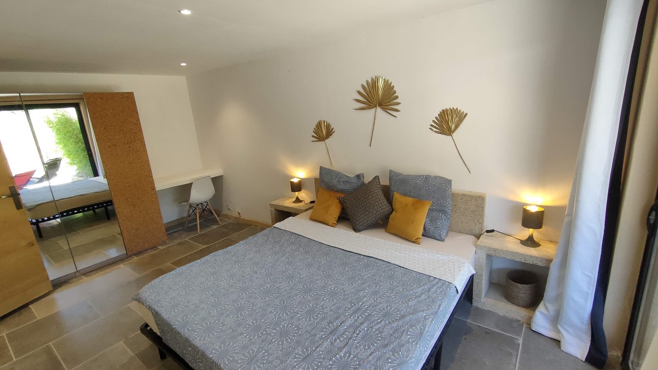 Photo of Bedroom in Vers-Pont-du-Gard