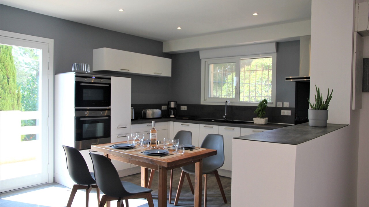Photo of Kitchen in La Londe-les-Maures