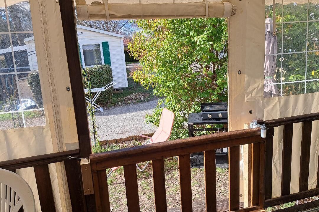 Photo of Patio Balcony in La Roque-d'Antheron