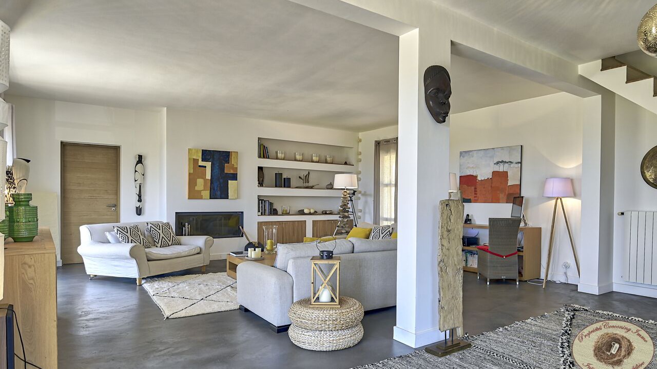 Photo of Livingroom in Ollioules