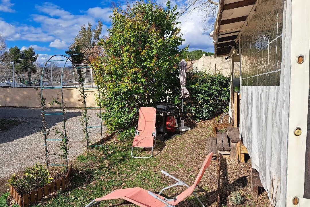 Photo of Outdoor in La Roque-d'Antheron