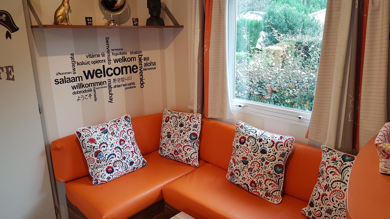 Photo of Livingroom in La Roque-d'Antheron