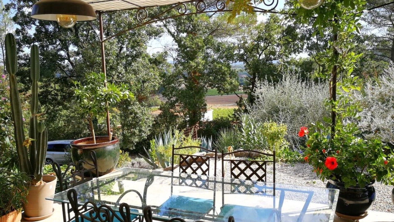 Photo of Outdoor in Callas