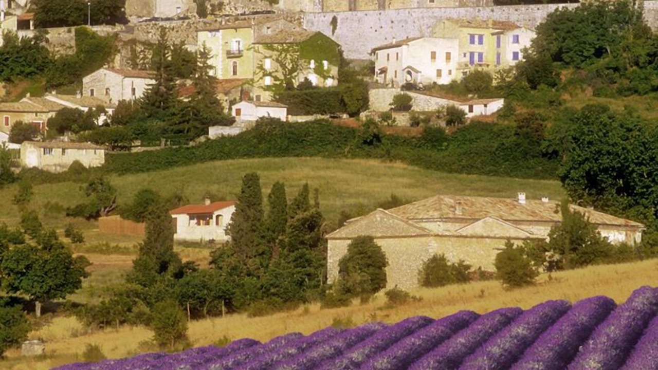 Photo of Outdoor in Simiane-la-Rotonde