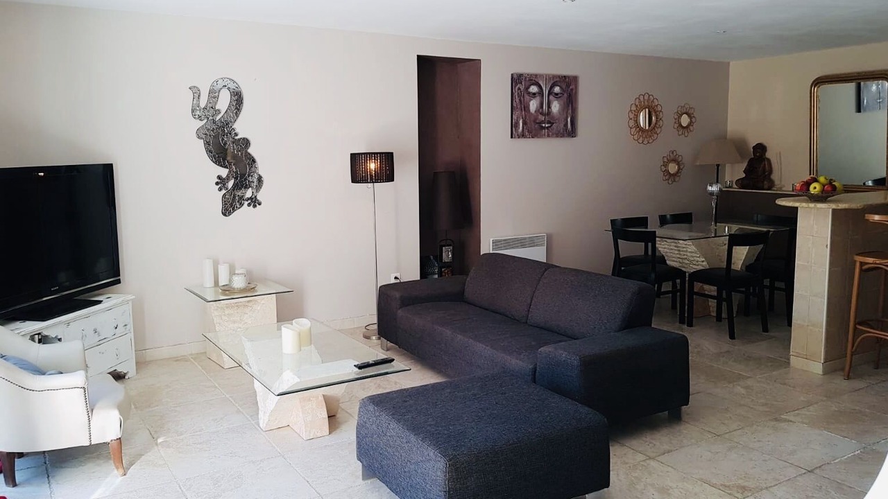 Photo of Livingroom in Comps