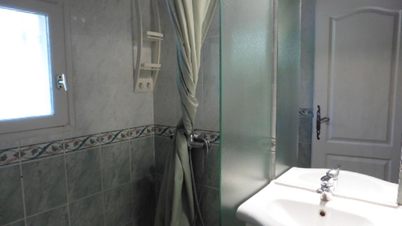 Photo of Bathroom in Beaucaire