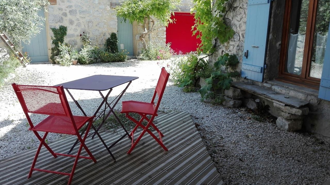 Photo of Outdoor in La Roche-sur-le-Buis