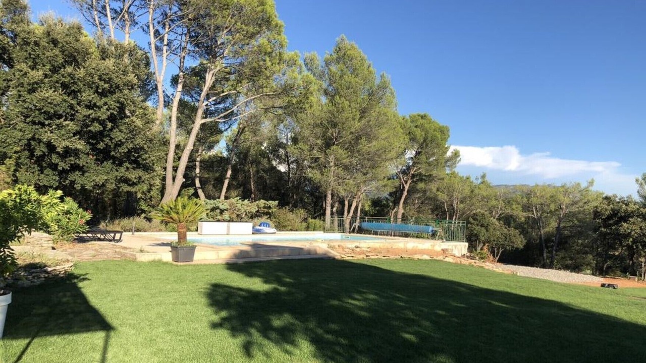 Photo of Outdoor in Venelles