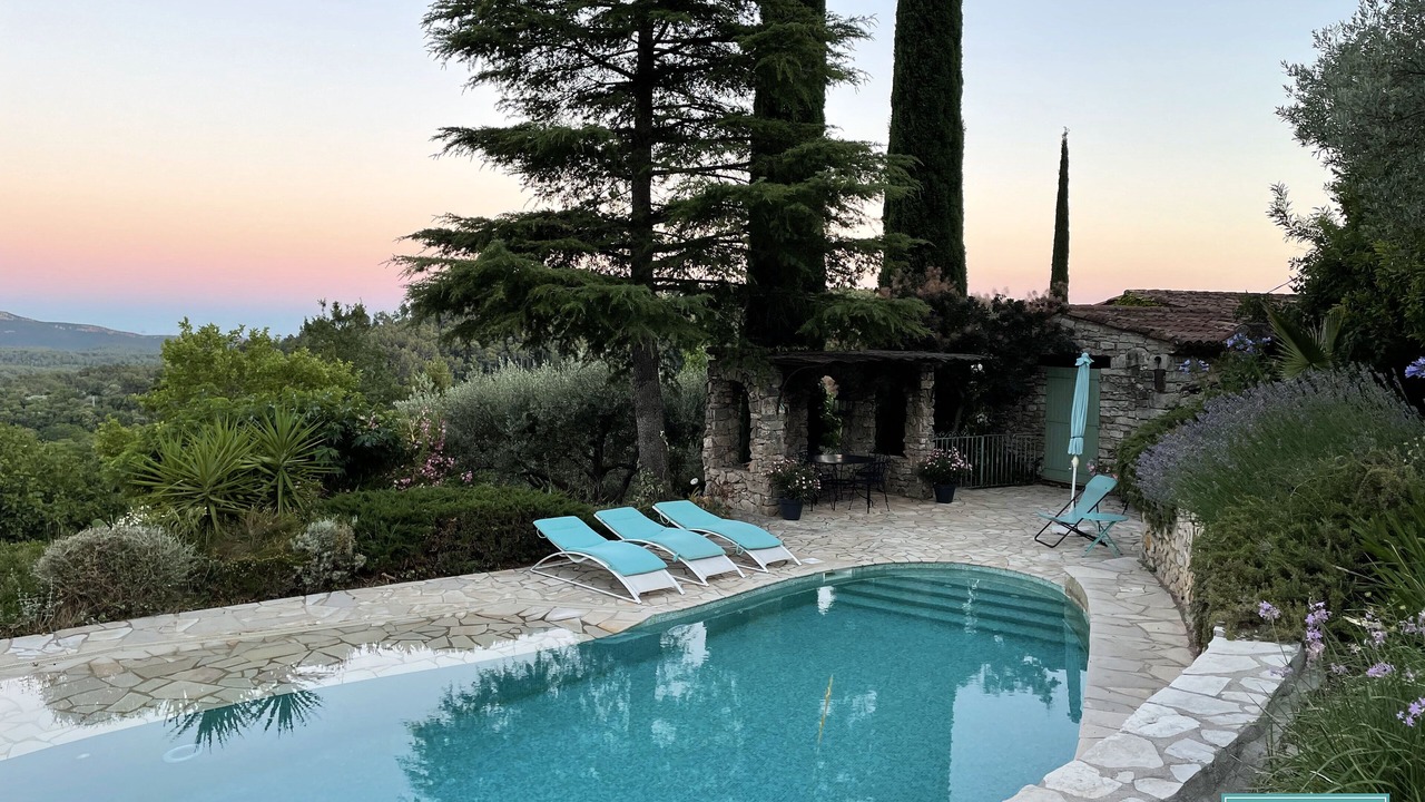Photo of Outdoor in Callas