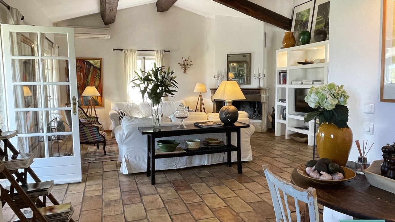 Photo of Livingroom in Callas
